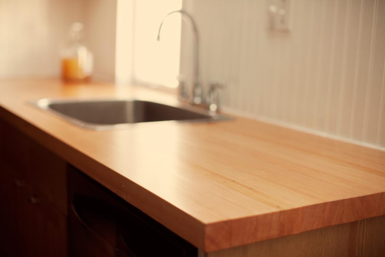 https://www.timberwolfcarpentry.com/wp-content/uploads/2015/04/329034_273091172725792_1898346561_o.jpg