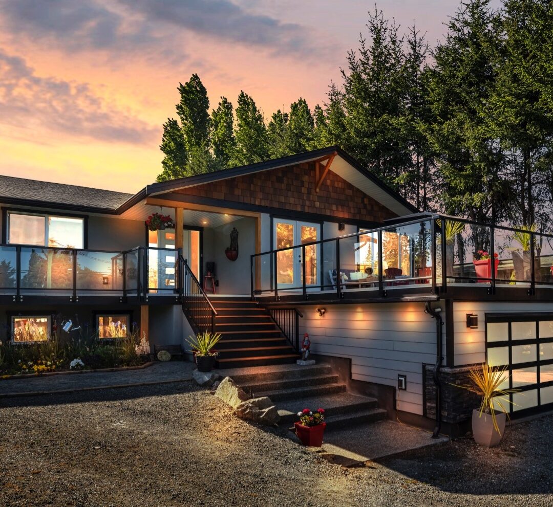 https://www.timberwolfcarpentry.com/wp-content/uploads/2021/01/Replace-saanich-exterior-shot-with-this-one-1080x991.jpeg
