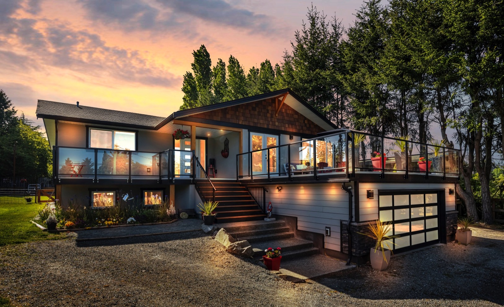 https://www.timberwolfcarpentry.com/wp-content/uploads/2021/01/Replace-saanich-exterior-shot-with-this-one.jpeg