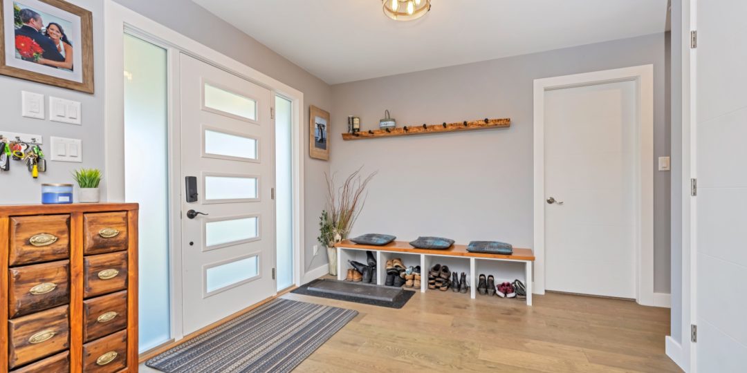 https://www.timberwolfcarpentry.com/wp-content/uploads/2021/01/photo-028-1080x540.jpeg