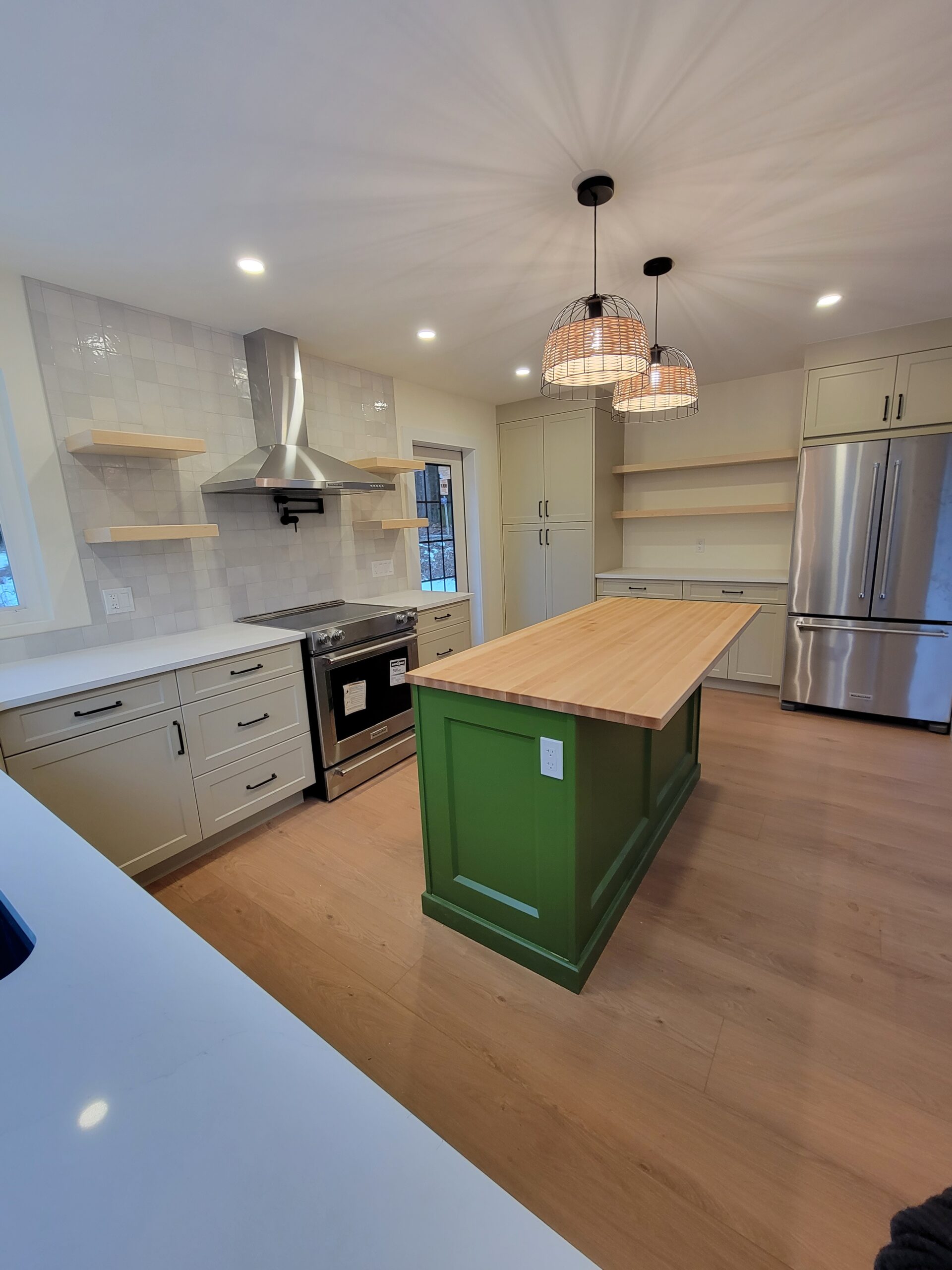 https://www.timberwolfcarpentry.com/wp-content/uploads/2025/01/3-1-scaled.jpg